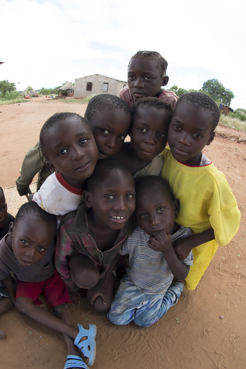 瘧疾肆虐非洲,威脅兒童的健康及生命。 1