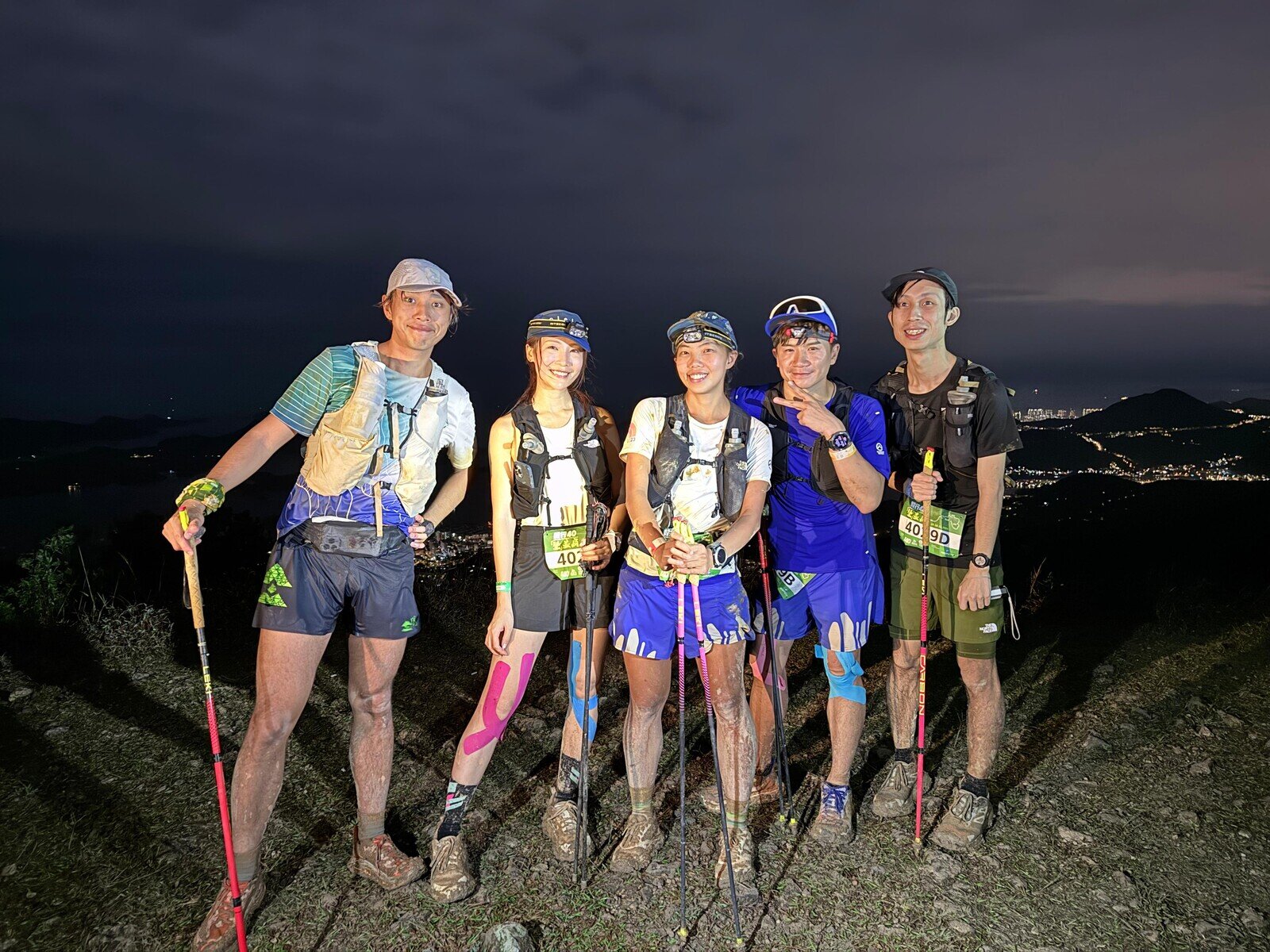 樂施大使梁釗峰與藝人米露迪組隊參加樂施毅行者。