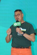 樂施會籌募及傳訊總監王灝鳴表示樂施會榮幸邀請本地精英毅行者曾進傑（鷹鷹）與海外好手組隊參加，期望藉此吸引更多海外健兒一同感受香港山野的魅力。