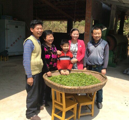 陝西山村的災後重建 - 應對自然災害 - 樂施會在中國內地 - 圖像